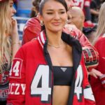 Kristin Juszczyk biographu